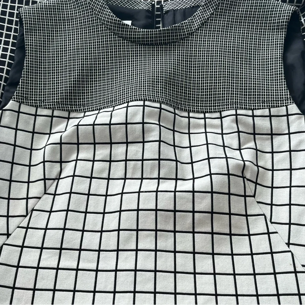 $1,190 Akris Punto Black/White Grid Sheath Dress Size 6 luxury career formal - Picture 3 of 6